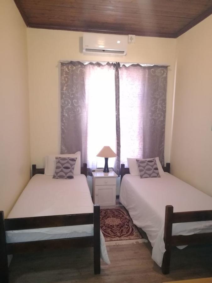 White House Lodge On Main 보퍼트웨스트 외부 사진